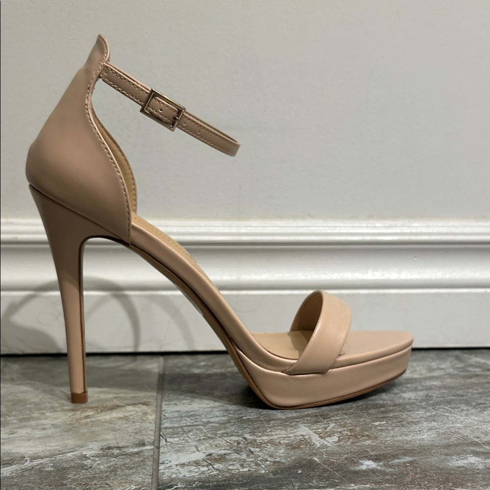 Aldo Women's Blush/Beige Ankle Strap Heels